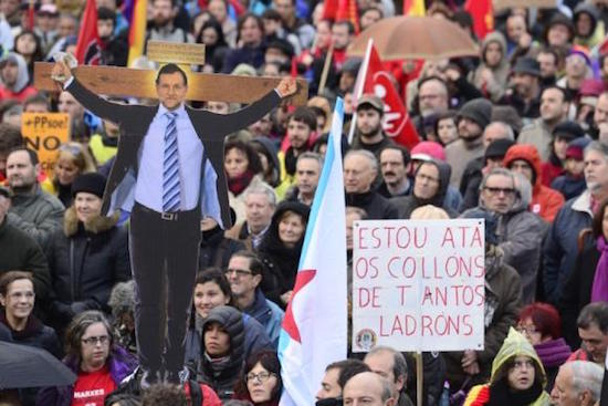 marchas-dignidad-rajoy-Andes-AFP Españoles salen a las calles para pedir "pan, trabajo, techo y dignidad"