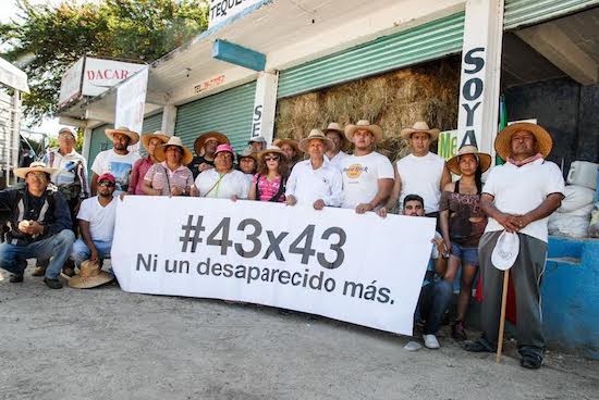 mexico-desaparecidos-43-43 Oficial: los 43 estudiantes mexicanos fueron asesinados y quemados