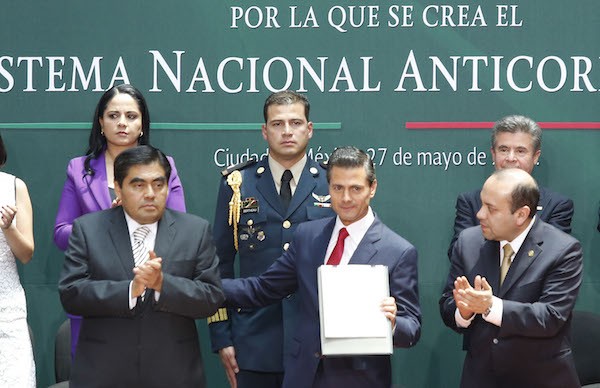 mexico-pnieto-anticorrupcion-2016-may Peña Nieto: disculpe usted, lo volvería a hacer