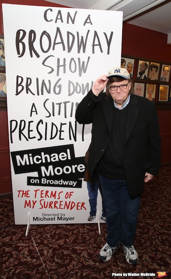 michael-moore-the-terms-of-my-surrender Michael Moore escenificará en Broadway un monólogo sobre Trump