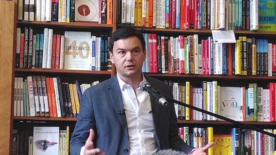 piketty-en-cambridge Thomas Piketty rechaza la Legión de Honor y enmienda al gobierno francés