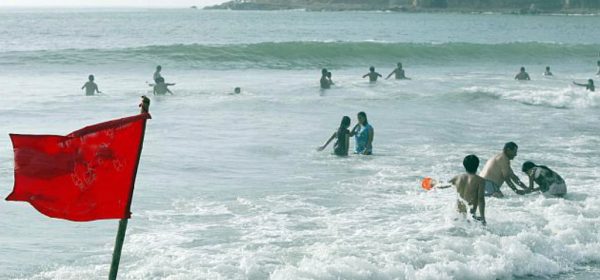 playa-bandera-roja-600x280 Bandera roja: un ahogado cada ocho horas