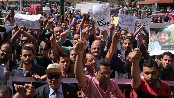 protestas-periodistas-egipcios Asalto a la sede del Sindicato de Prensa de Egipto