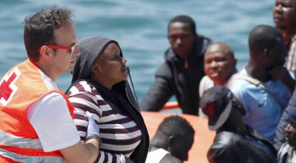 rescate-salvamento-maritimo-600x331 330 inmigrantes rescatados en aguas del Estrecho