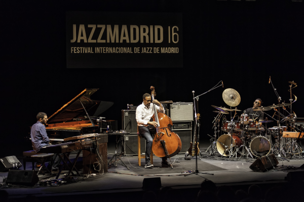 resized__mg_0239 The Stanley Clarke Band y John Scofield en Jazz Madrid