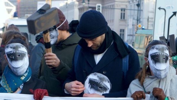 reto-thumiger-berlin-feb2017-mascaras-600x338 Berlín: movimiento ciudadano por la vivienda social