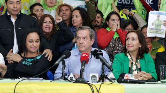 ricardo-patino-directiva-nacional-alianza-pais Ecuador: el partido que sostiene al gobierno se fracciona