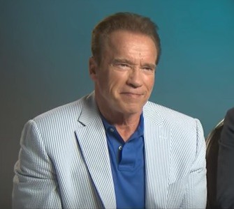 schwarzenegger-cannes-2017 Schwarzenegger: Trump lleva a EEUU a la Edad de Piedra