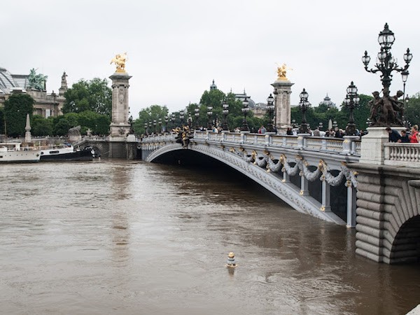 sena-crecida-pont-alexandreii-201606 El Sena: un río que marca la vida en París