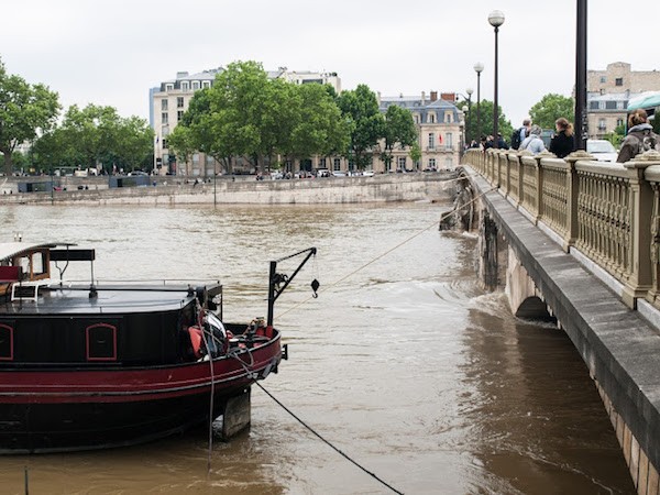 sena-crecida-pont-del-alma-201606 El Sena: un río que marca la vida en París