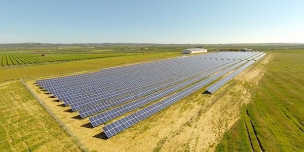 som-energia-planta-solar-ciudadana-alcolea-rio-sevilla Greenpeace pide al Gobierno de España desmontar su reforma energética
