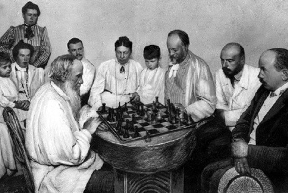 tolstoi-ajedrez-familia Tolstoi, libro y ajedrez