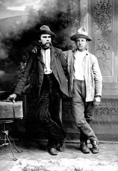 verlaine-rimbaud-brussels-1873 Poetas: se subasta el revólver con que Verlaine hirió a Rimbaud