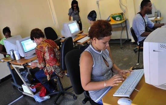internet-publico-cuba Se amplía uso social de Internet en Cuba