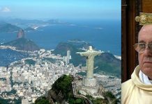 El papa Francisco viaja a Brasil a la JMJ 2013