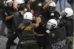 policia-grecia Grecia: vínculos policiales con neonazis