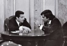 (C) Manuel López. Adolfo Suárez y Felipe González en el Congreso de los Diputados, 1977