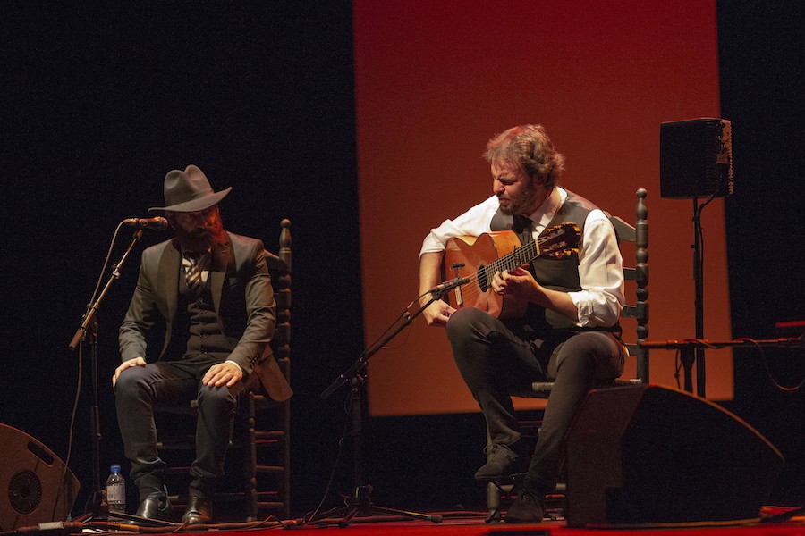 nimes-guitarras-dani-de-moron-y-duquende-por-sandy-korzekwa Dani de Morón "21": Rompiendo moldes