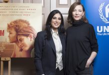 La actriz y Embajadora de Buena Voluntad de la Agencia de las Naciones Unidas para los Refugiados, Cate Blanchett (derecha), con la directora de Capernaum Nadine Labaki durante la proyección del filme en Londres.