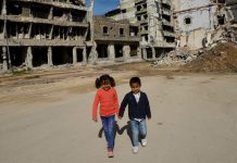 OCHA/Giles Clarke: miles de niños necesitan protección en las zonas de combate de Libia