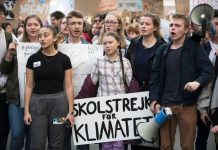 Greta Thunberg encabeza una manifestación de estudiantes en París