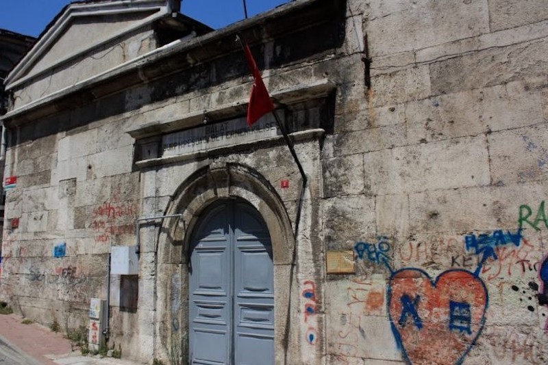 iglesia-armenia-surp-hresdagabet Ataques a centros armenios en Turquía