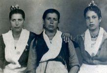 Juan de Dios Ramírez-Heredia: mi madre mi abuela y mi tía Rosario