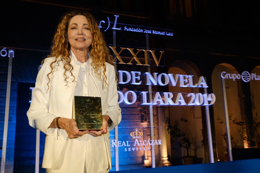 angela-becerra-premio-fernando-lara-2019 Ángela Becerra gana el Premio de Novela Fernando Lara 2019