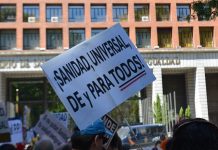 Marea blanca frente al Ministerio de Sanidad / Fotos Agustín Millán