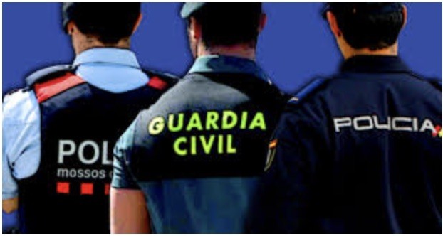 mosso-guardia-civil-y-policia De gitanos y guardias civiles, policías y mossos de escuadra