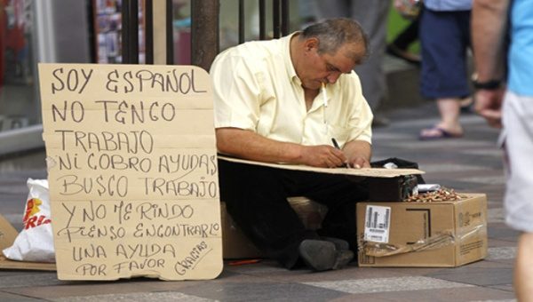 pobreza-600x340 España se empobrece