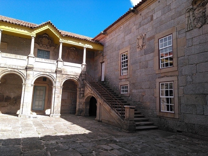 guarda-patio-palacio-episcopal Guarda, la ciudad de las cinco efes