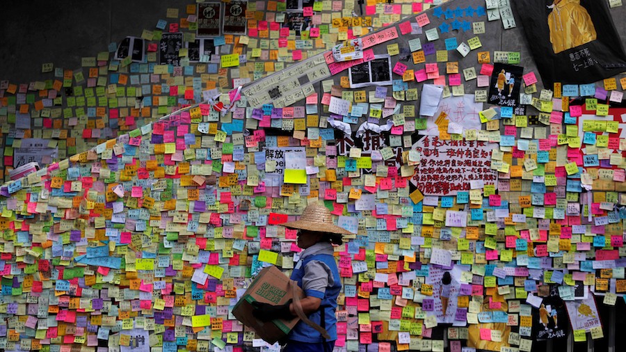 muros-de-lennon-en-hong-kong Imagine: los "muros de Lennon" de Hong Kong espacios de libertad de expresión