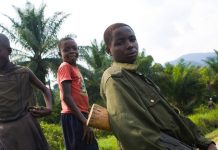 ONU/Marie Frechon: Niños soldado de las Fuerzas Democráticas de Liberación de Rwanda