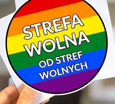 polonia-pegatinas-libre-de-odio En Polonia, ofensiva anti LGTBI: en todas partes cuecen habas