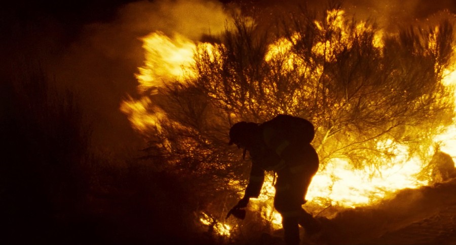 Lo-que-arde-fotograma Estreno en Francia: O que arde (Viendra le feu) o la pasión según Oliver Laxe