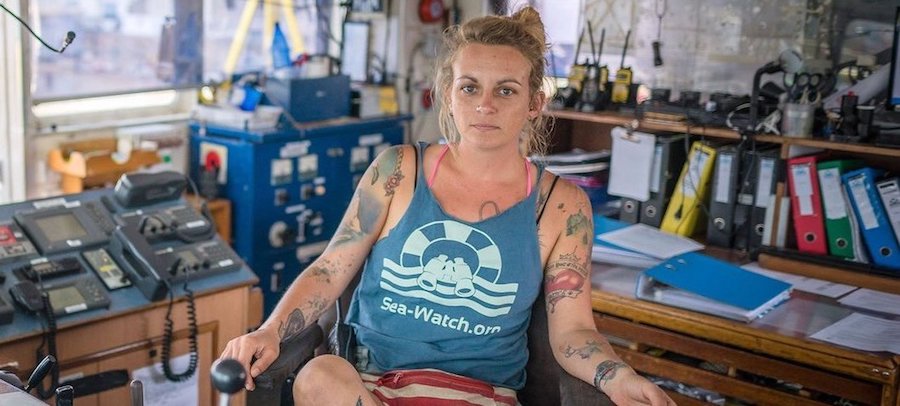 Pia-Klemp-en-el-Sea-Watch-3 Pia Klemp, capitana del «Sea Watch 3», rechaza la medalla de la alcaldía de París