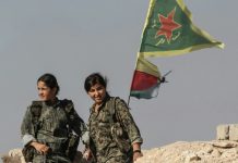 Las Unidades Femeninas de Protección, (Yekîneyên Parastina Jin, YPJ) es una organización militar que fue establecida en 2012 como una brigada femenina para unidades de protección de personas de una coalición kurda que ha tomado el control sobre una buena parte del norte de Siria, región predominantemente kurda llamada Rojava.