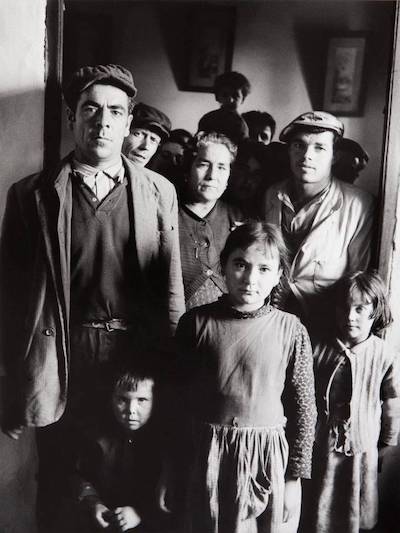 Ontañón-Familia-andaluza-1960 Un viaje por la fotografía de Francisco Ontañón