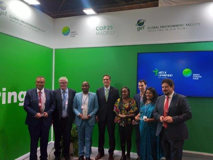 Ganadores-GCF-y-Javier-Manzanares Premiados por el Green Climate Fund en la COP25