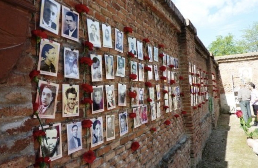 Muro-de-ejecución-en-La-Almudena-Madrid- Morir en Madrid… por segunda vez