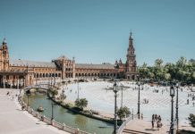 Sevilla, Plaza de España