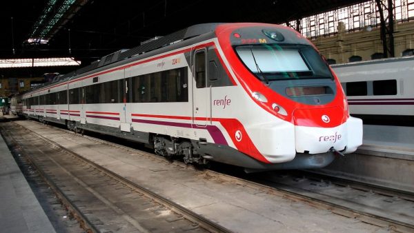 cercanías-renfe-600x338 Accesibilidad: el 30,3 % de las estaciones de Cercanías Madrid no son accesibles