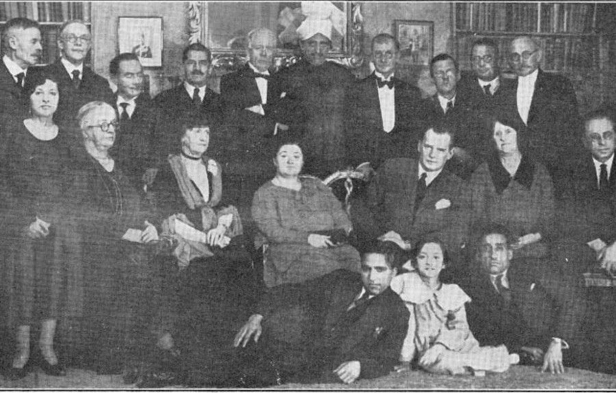 Encuentro-de-ajedrecistas-1932-Alekhine Entrenadores, futbolistas y pionero en la relación con el ajedrez