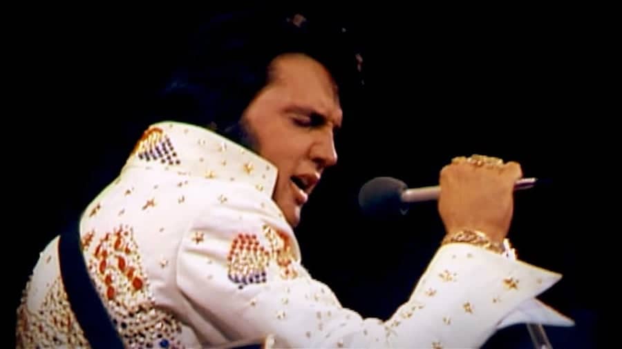 Elvis-Presley-Burnin-love-2 ReyElvisReyPresley: That’s all right, burning love