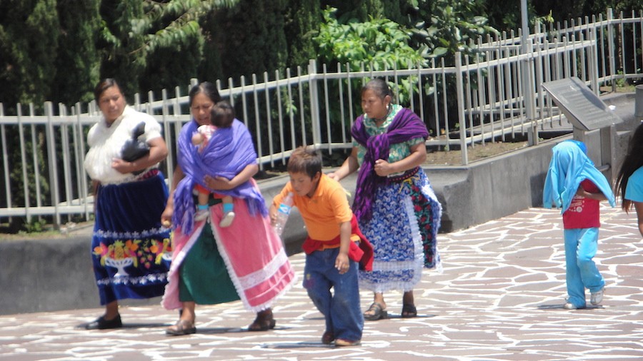 mujeres-Indigenas-mexicanas-@Kontxaki-copia Un día sin mujeres en México