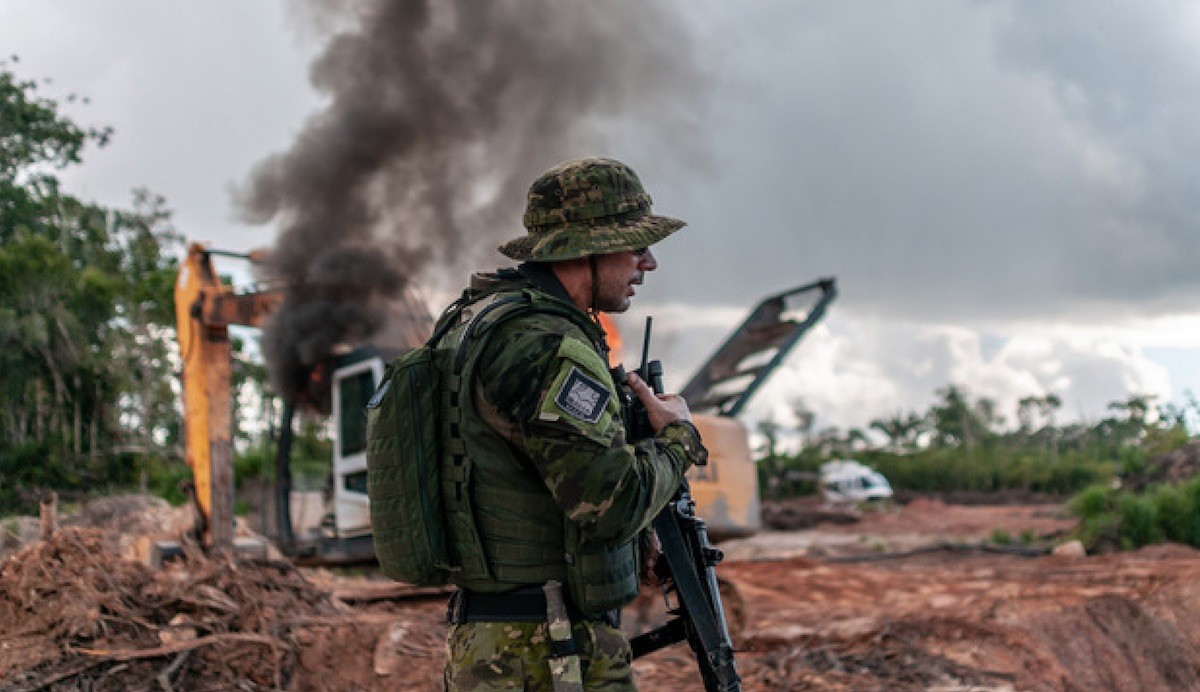 Brasil-Amazonía-incendios-militares Desplome de la credibilidad internacional de Brasil