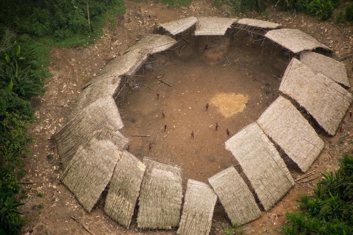 Survival-poblado-no-contactado Survival pide apoyo para evitar una masacre de indígenas no contactados en Brasil