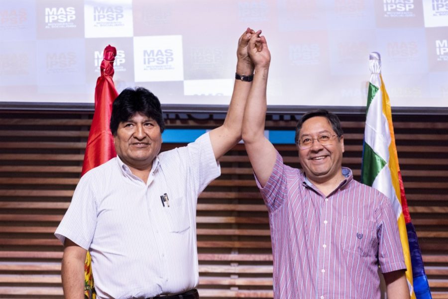 Luis-Arce-con-Evo-Morales-e1603267631323 Bolivia celebra unas elecciones pacíficas y con alta participación ciudadana