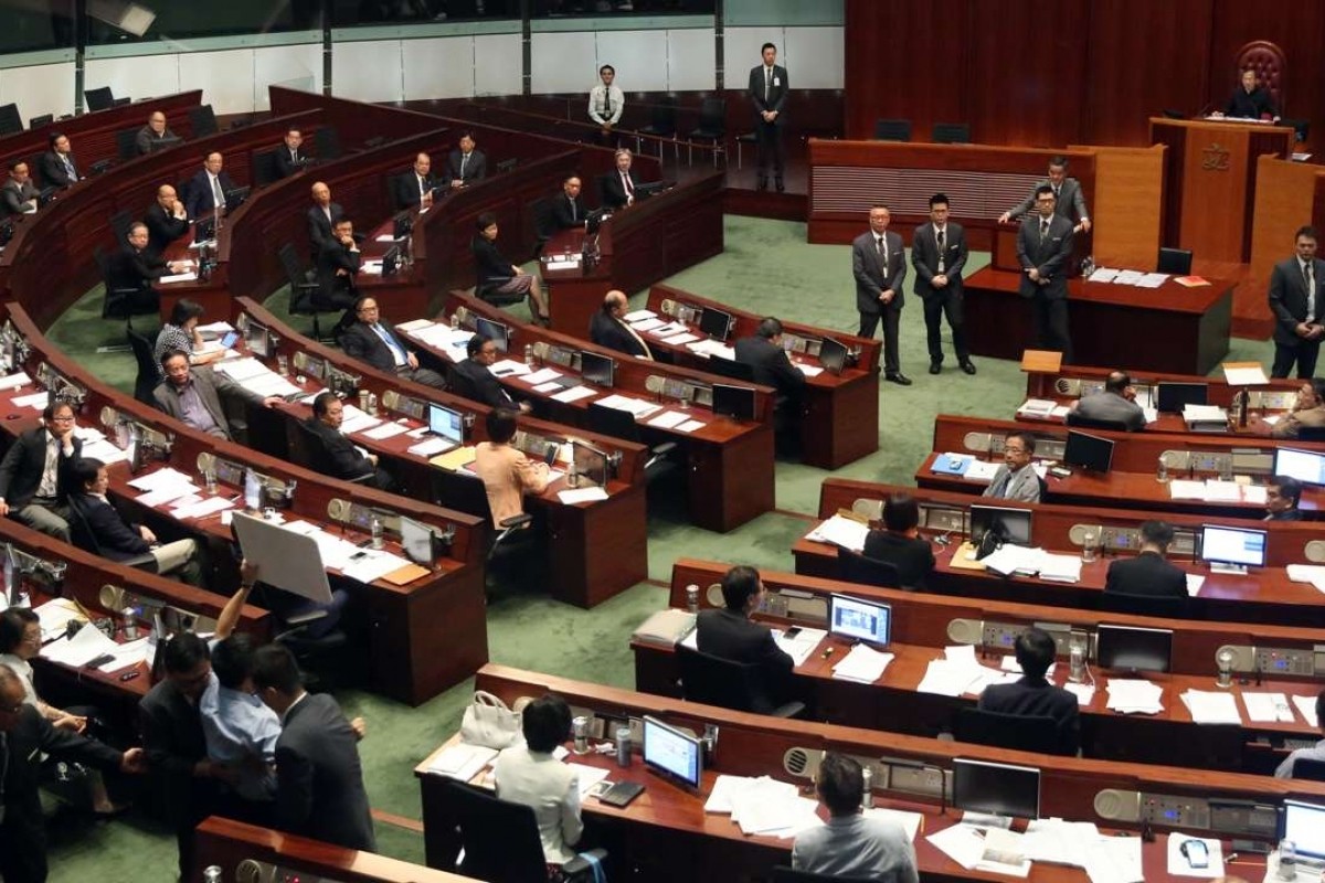 Parlamento-Consejo-Legislativo-Hong-Kong Hong Kong: dimiten en bloque todos los diputados prodemocracia